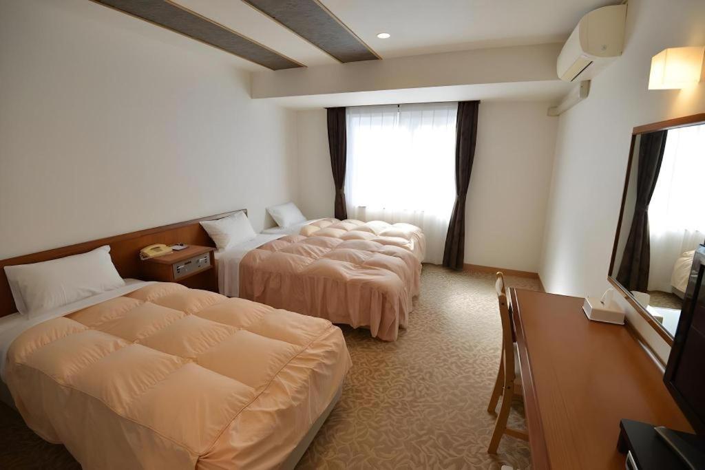 Green Hill Hotel Urban Kobe Buitenkant foto